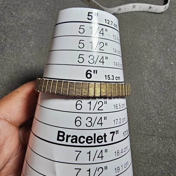 Pierre Vallee Ladies Quartz Fashion Watch WR Gold Tone Stretch Band Working show - Picture 10 of 10